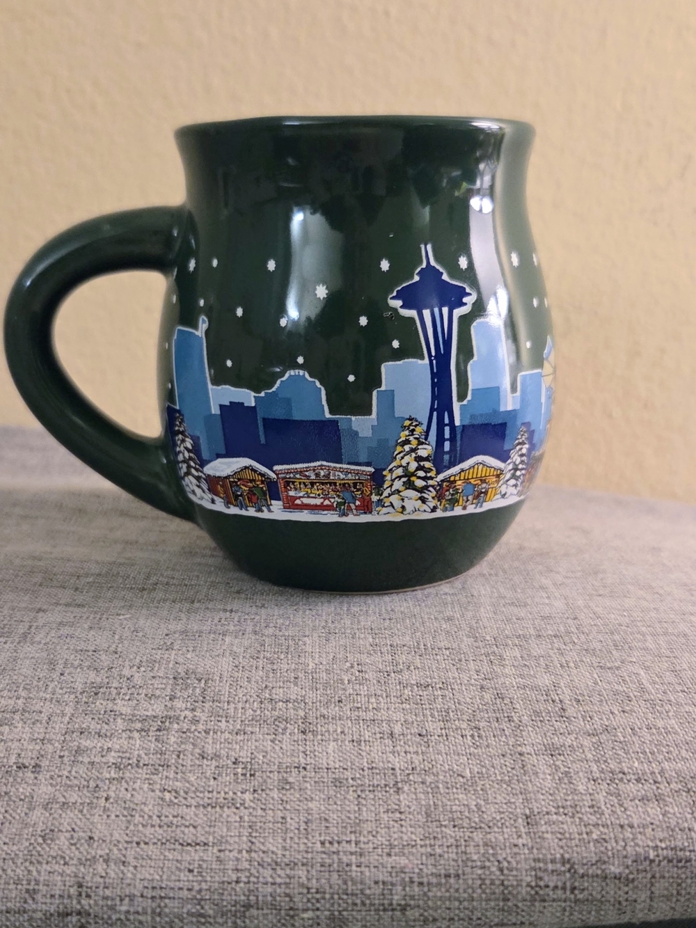 Inaugural Seattle Christmas Market Green 8oz Mug 2023
